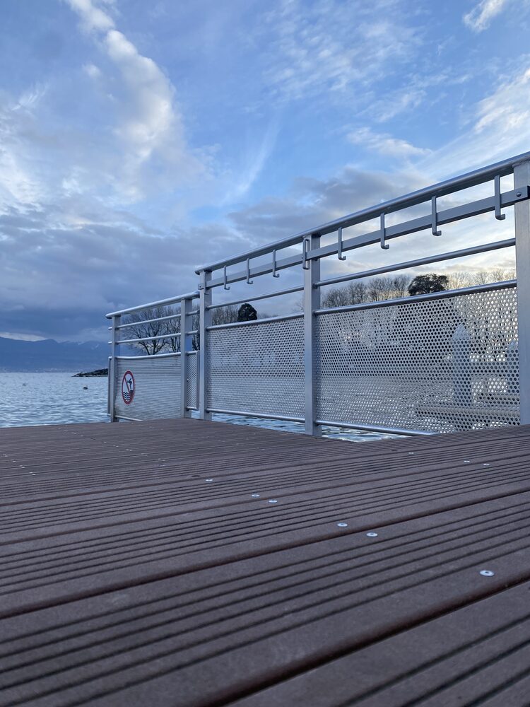 Garde-corps aluminium — Ponton d'Ouchy