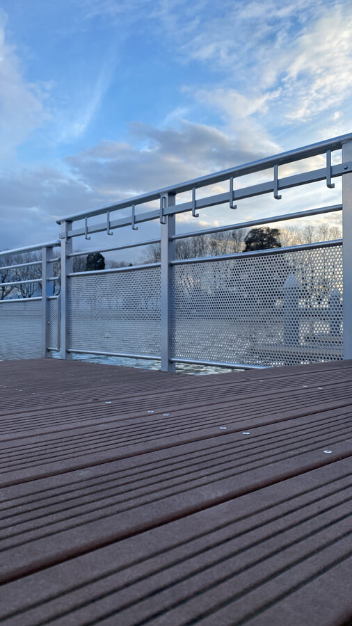 Garde-corps aluminium — Ponton d'Ouchy